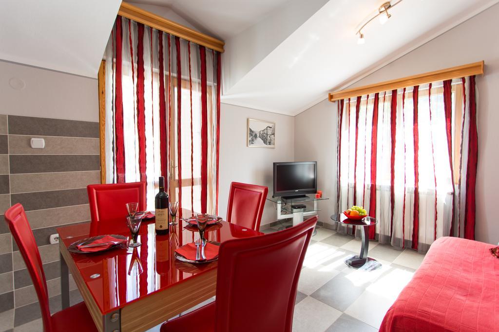 קוטור Djurovic Apartments Montenegro מראה חיצוני תמונה
