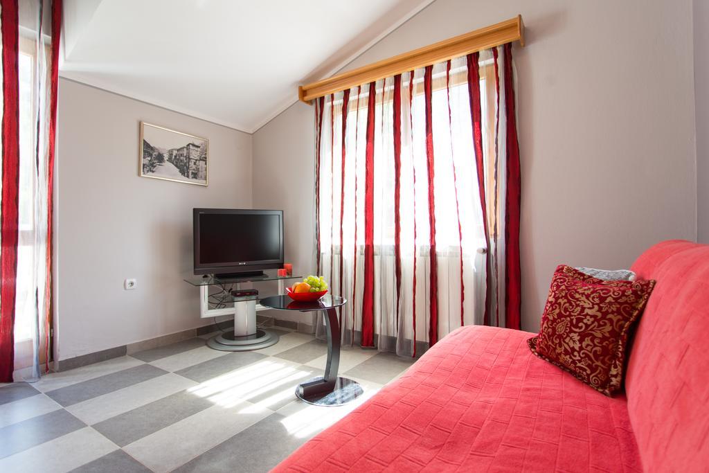 קוטור Djurovic Apartments Montenegro מראה חיצוני תמונה
