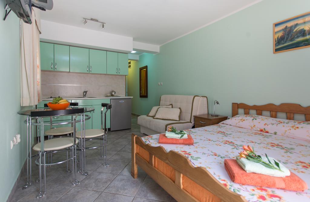 קוטור Djurovic Apartments Montenegro מראה חיצוני תמונה